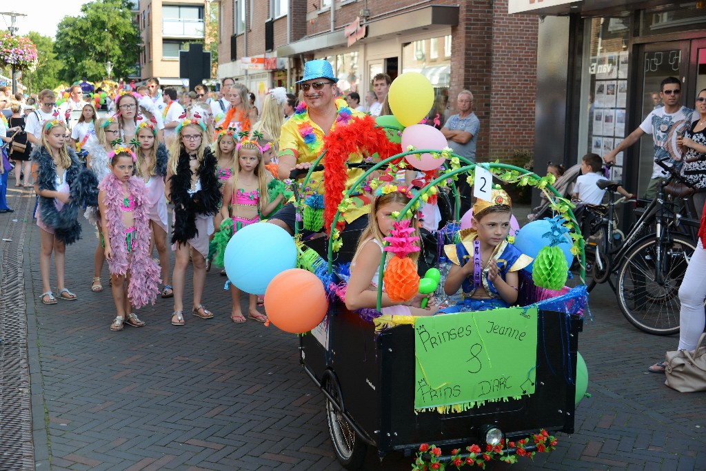 ../Images/Zomercarnaval Noordwijkerhout 2016 160.jpg